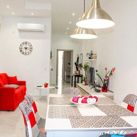 Qliving Central New Apartments Gzira Sliema Promenade Екстериор снимка