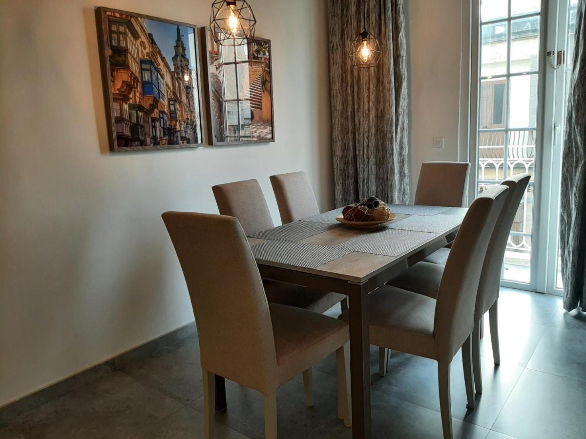 Qliving Central New Apartments Gzira Sliema Promenade Екстериор снимка